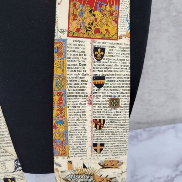 Museum Artifacts Vintage Silk Heraldic Print Necktie Knights Newsprint Men's Tie - Picture 3 of 10